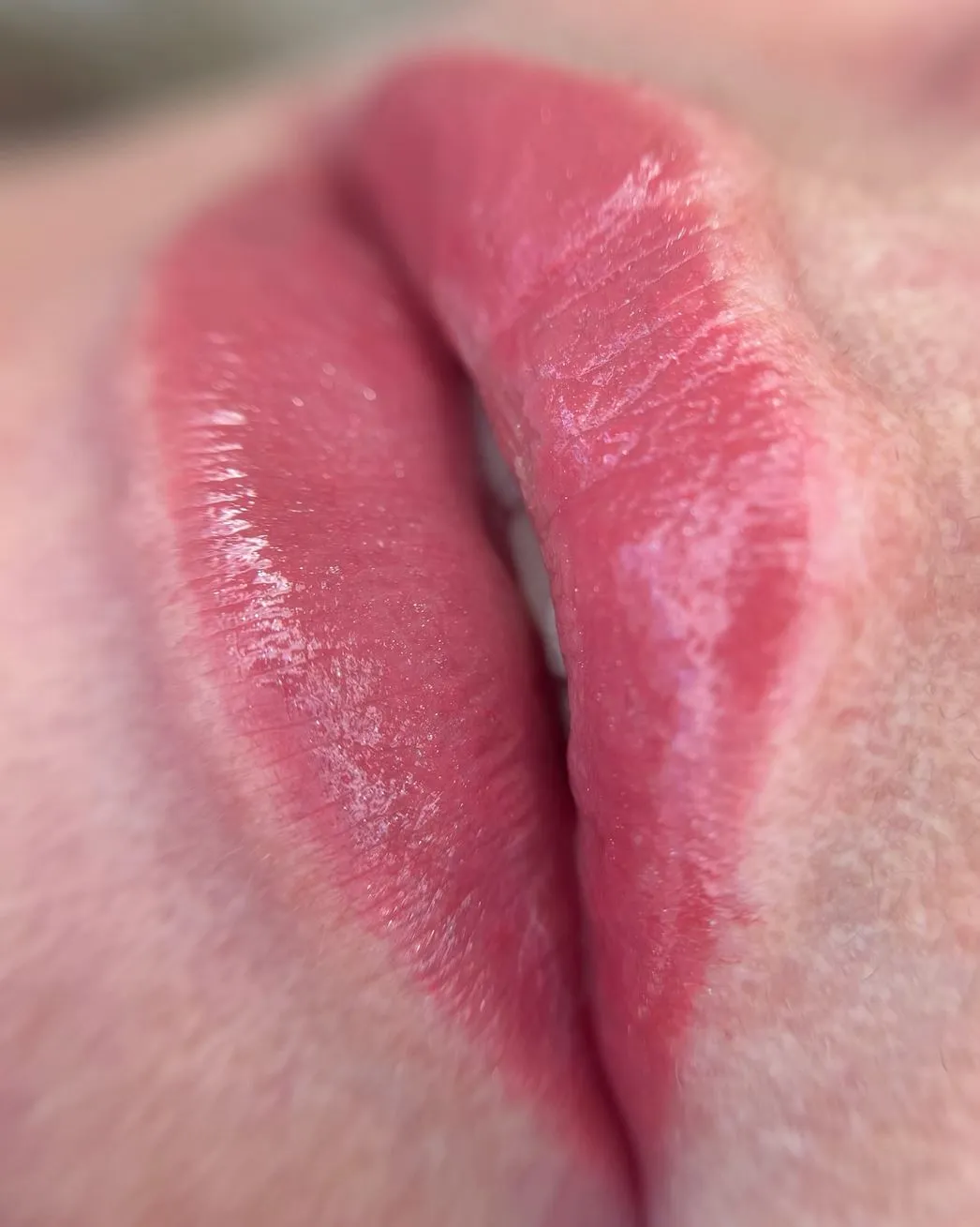 Bellezza e dintorni | Can You Vape After Getting a Lip Tattoo? Lip Tattoo & Vaping Trends